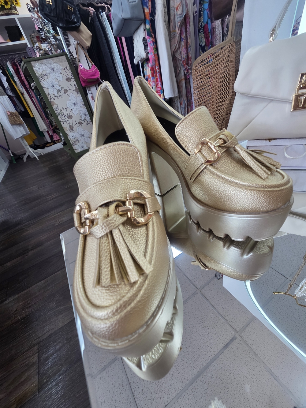 Gold PLATFORMS - Picture 4 of 4
